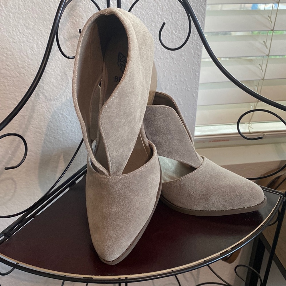 Beast Fashion Heeled Taupe Booties